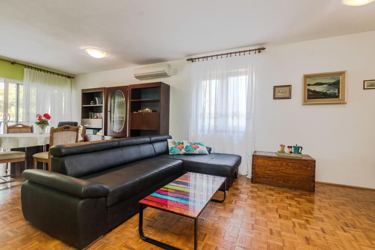 Вилла House Andrea Lastovo Экстерьер фото